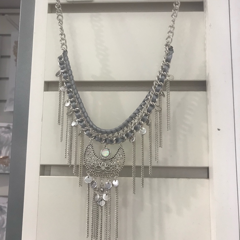 Statement fashion necklace silver